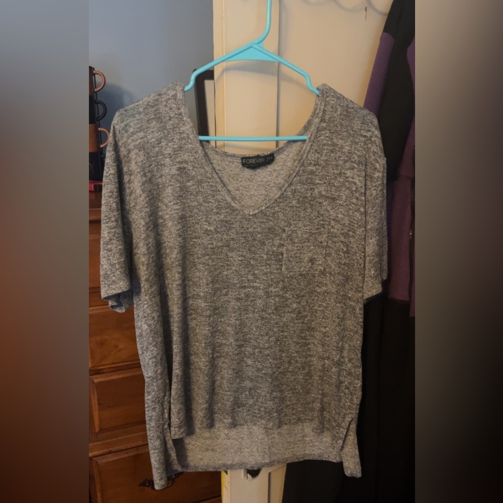 Low Cut T-Shirt